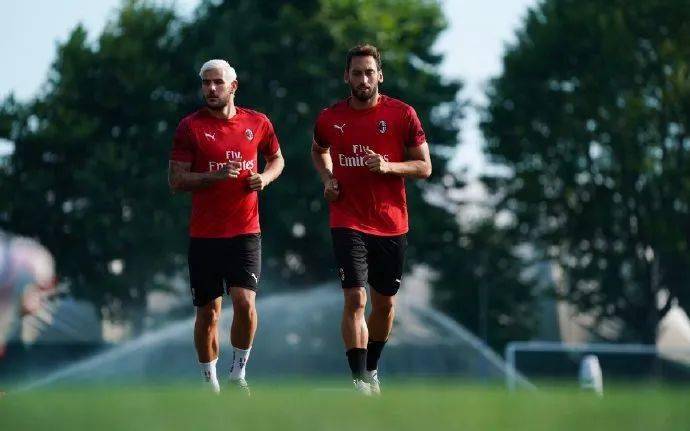 的第二阵容 的第二阵容