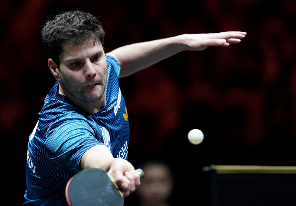 的积极跑动 的积极跑动