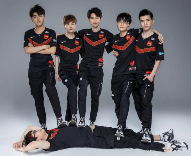 人注目的赛 人注目的赛